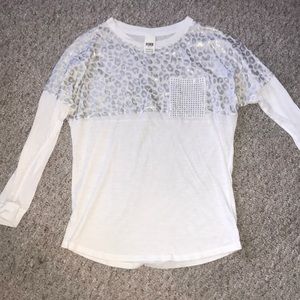 VS PINK LONG SLEEVE SPIRIT JERSEY